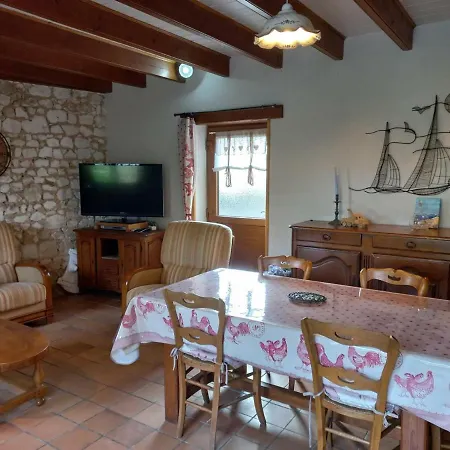 Chaleureux Avec Jardin, Poêle à Bois Et Wifi, Entre St Omer Et Boulogne Sur - Fr-1-376-80 * Coulomby