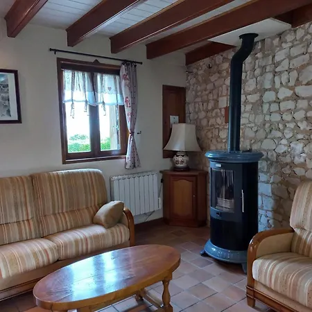 Chaleureux Avec Jardin, Poele A Bois Et Wifi, Entre St Omer Et Boulogne Sur - Fr-1-376-80 Holiday home Coulomby